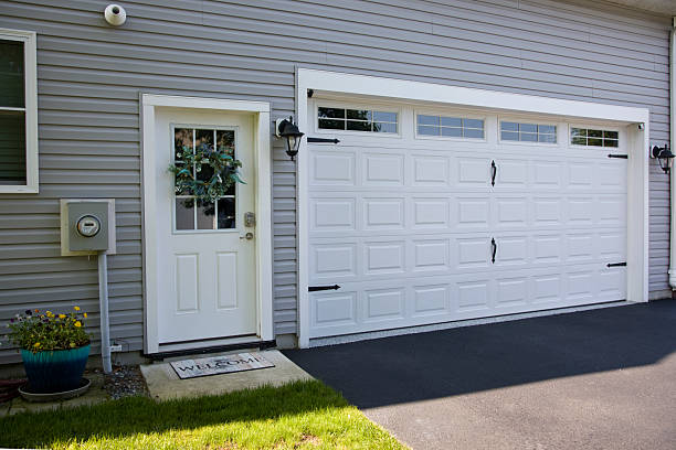 24/7 Emergency Garage Door Panel Replacement experts in Norris, TN